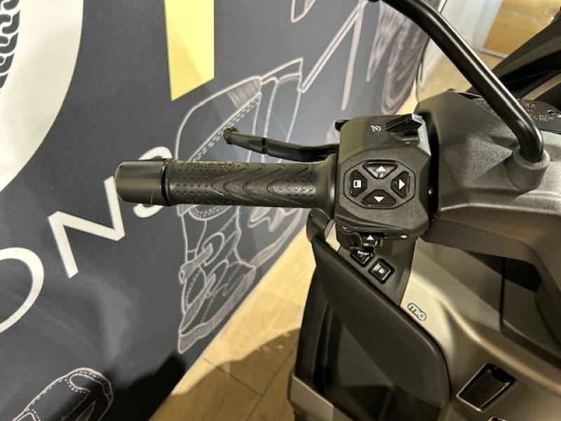 Image PIAGGIO MP3 MP3 530 HPE Euro 5 +