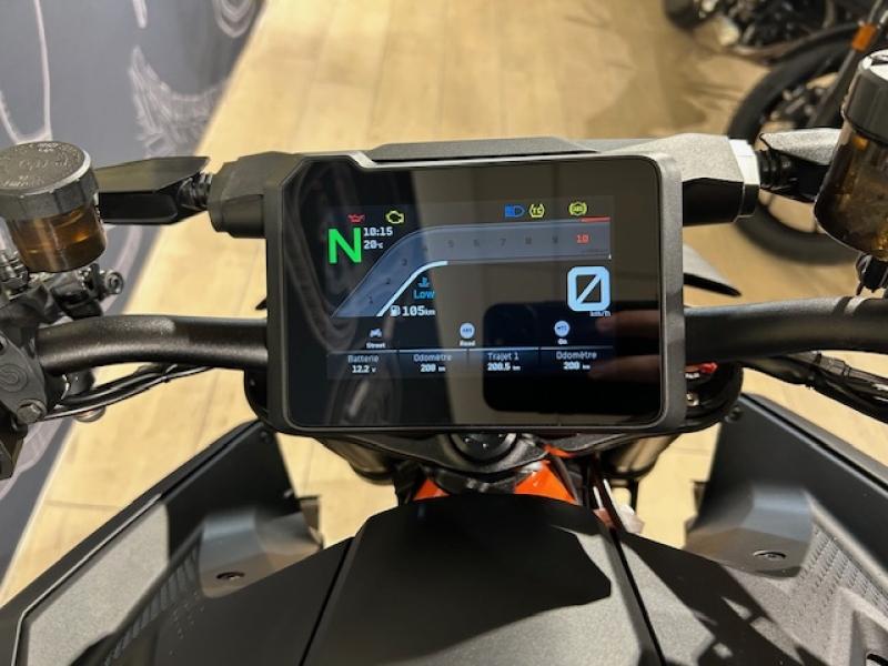 Image KTM Super Duke Super Duke 1390 R 2025