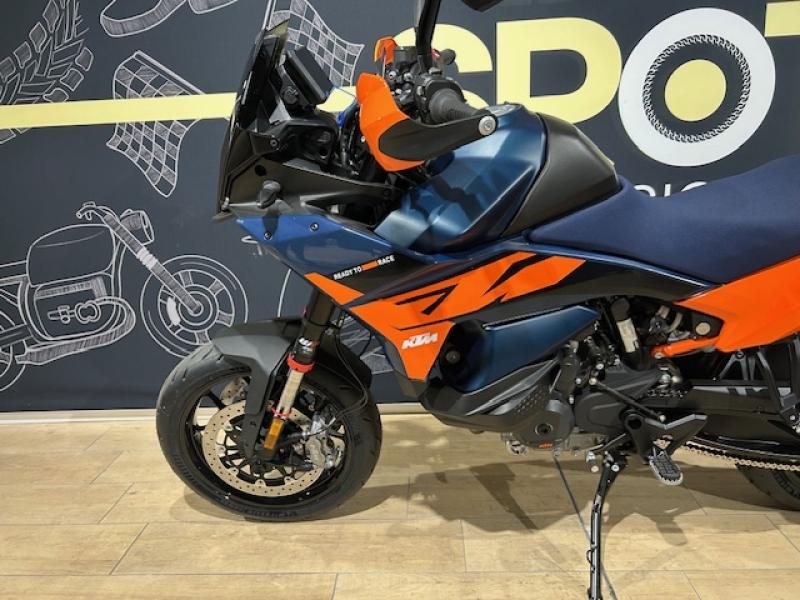 Image KTM SMT 890 SMT