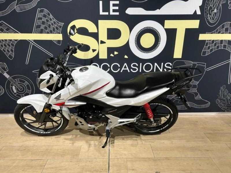 Photo HONDA CB CB 125 F