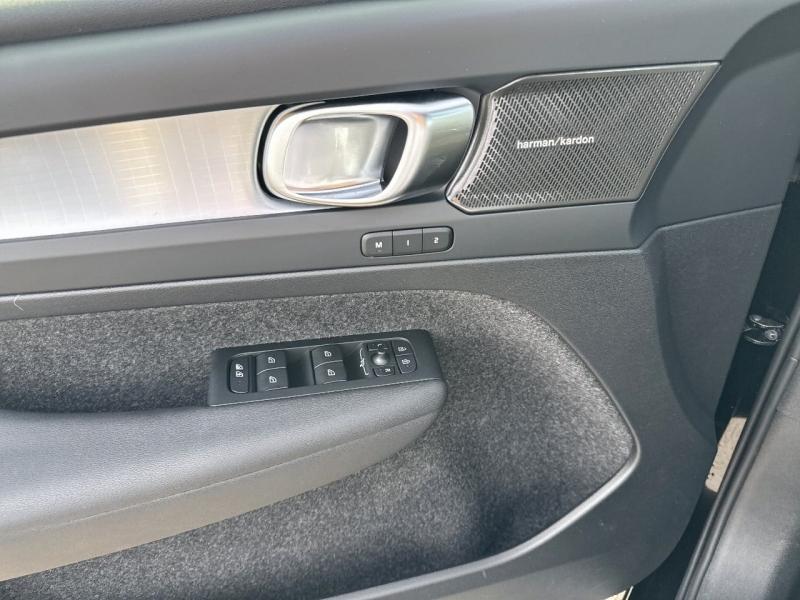 Image VOLVO XC40 B3 163ch Black Edition DCT 7