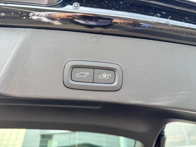 Image VOLVO XC40 B3 163ch Black Edition DCT 7