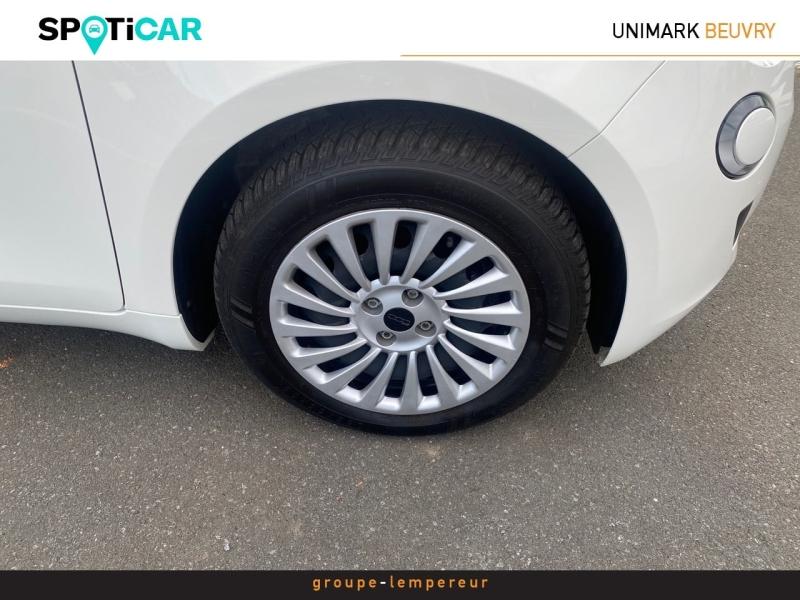 Image FIAT 500 e 95ch Action
