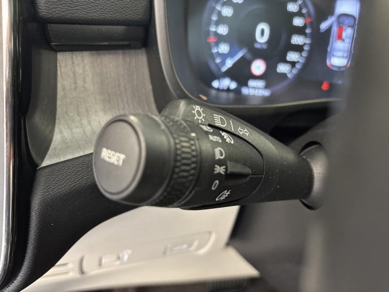 Image VOLVO XC40 T3 163ch Inscription Luxe Geatronic 8