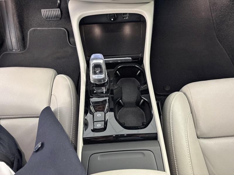 Image VOLVO XC40 T3 163ch Inscription Luxe Geatronic 8
