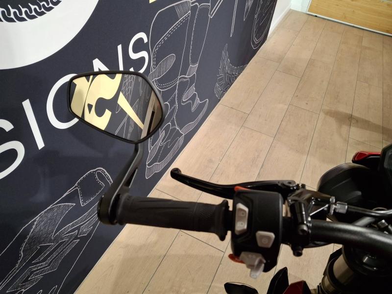 Image TRIUMPH Street Triple Street Triple 765 RS 2023