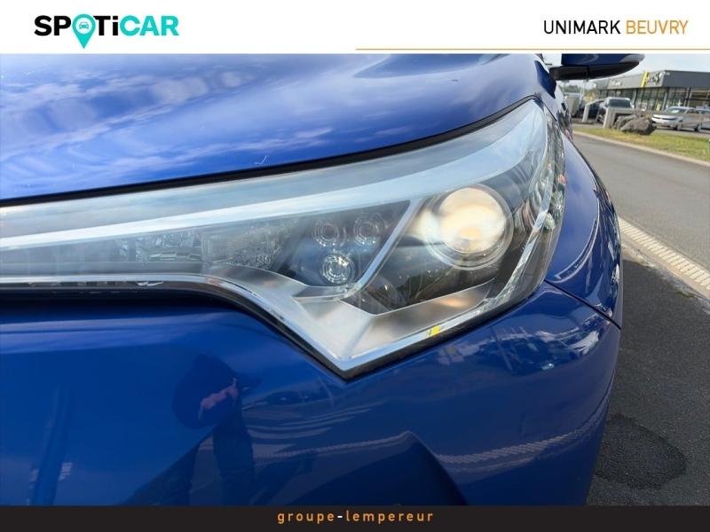 Image TOYOTA C-HR 122h Distinctive 2WD E-CVT