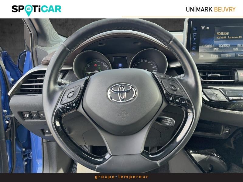 Image TOYOTA C-HR 122h Distinctive 2WD E-CVT
