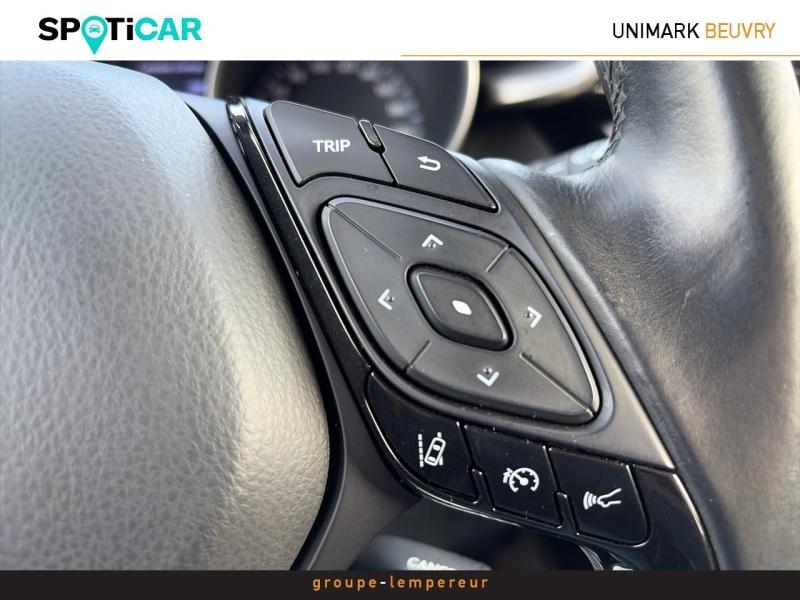 Image TOYOTA C-HR 122h Distinctive 2WD E-CVT