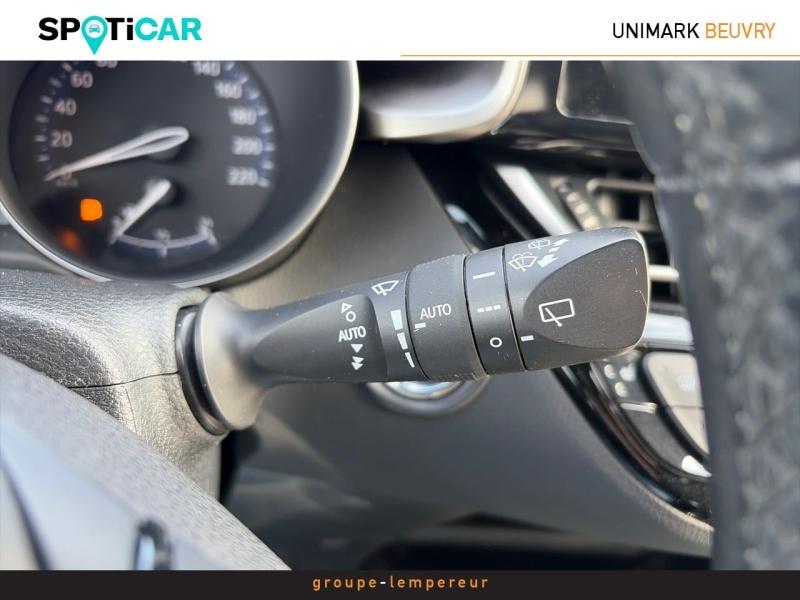 Image TOYOTA C-HR 122h Distinctive 2WD E-CVT