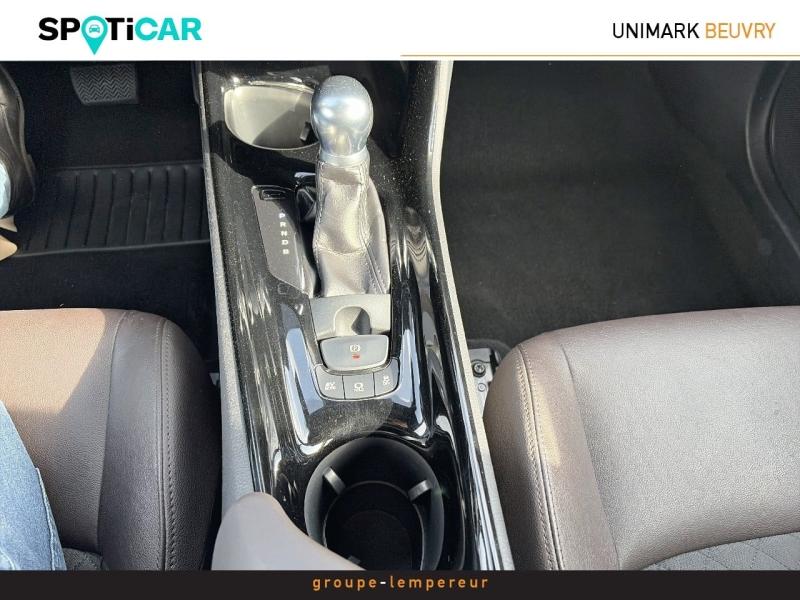 Image TOYOTA C-HR 122h Distinctive 2WD E-CVT