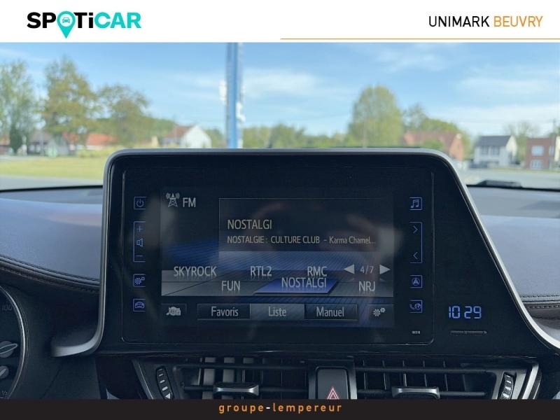 Image TOYOTA C-HR 122h Distinctive 2WD E-CVT