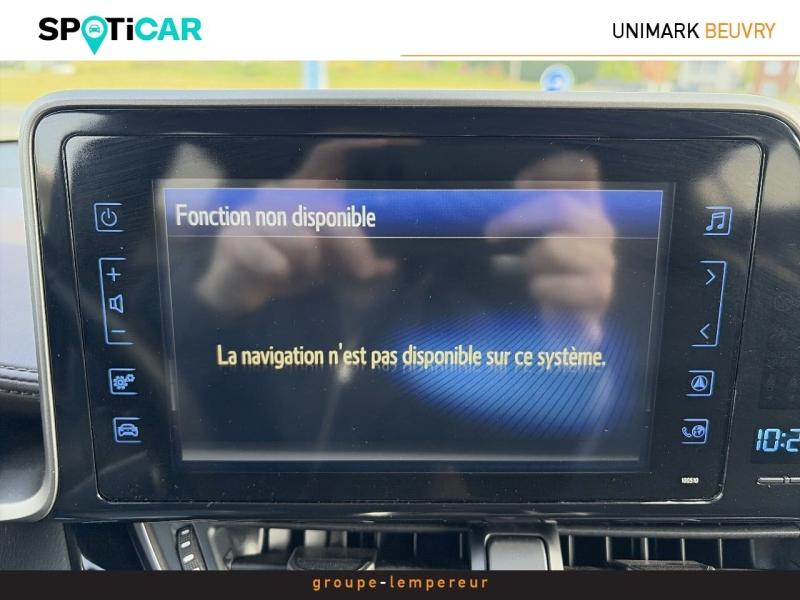 Image TOYOTA C-HR 122h Distinctive 2WD E-CVT