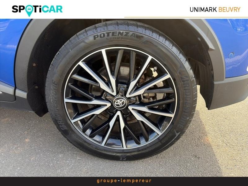 Image TOYOTA C-HR 122h Distinctive 2WD E-CVT