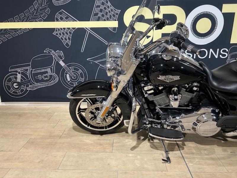 Image HARLEY-DAVIDSON Road King Road King 1745 Noir 2021