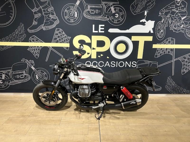 Photo MOTO-GUZZI V7 V7 850 Stone Ten