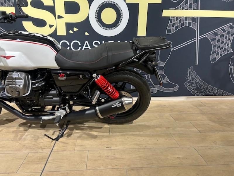 Image MOTO-GUZZI V7 V7 850 Stone Ten