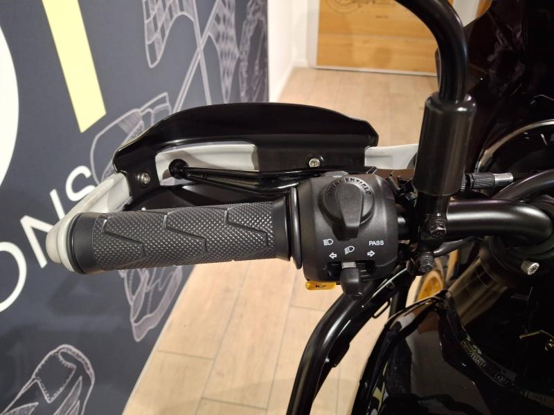 Image ROYAL ENFIELD Himalayan Himalayan 450 Sleet Black