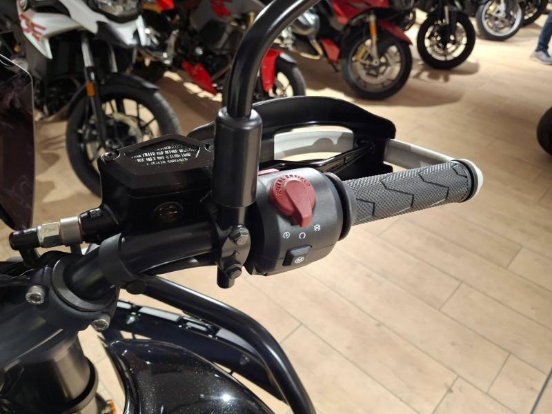 Image ROYAL ENFIELD Himalayan Himalayan 450 Sleet Black