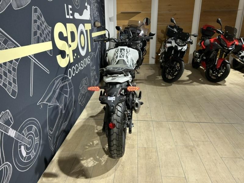 Image ROYAL ENFIELD Himalayan Himalayan 450 Kamet White (Tubeless)