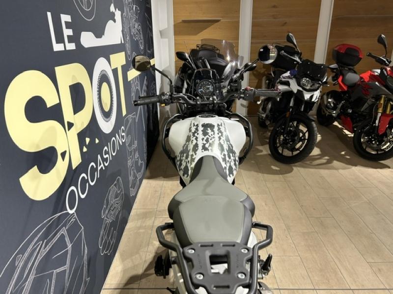 Image ROYAL ENFIELD Himalayan Himalayan 450 Kamet White (Tubeless)