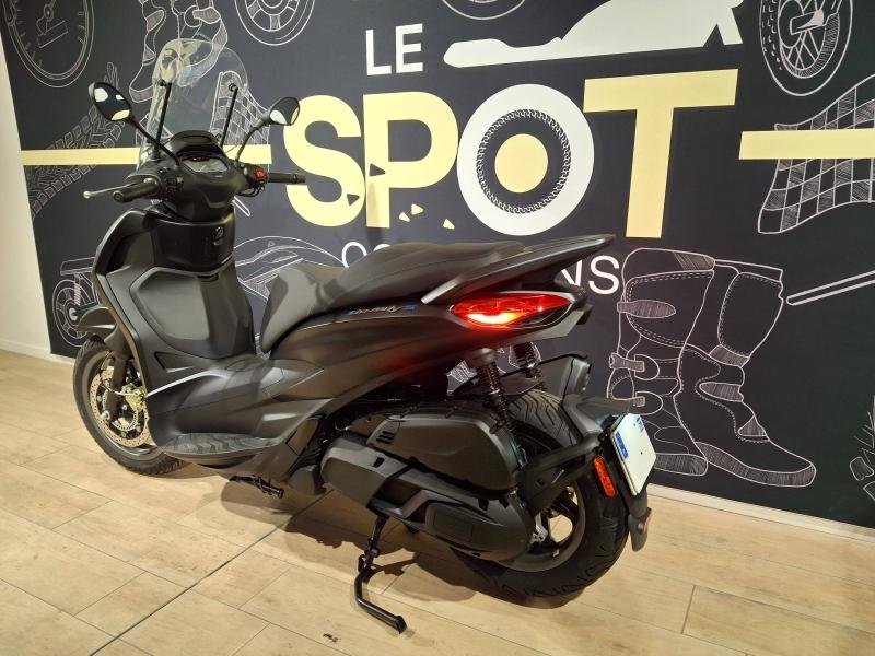 Image PIAGGIO Beverly Beverly 400 HPE ABS-ASR