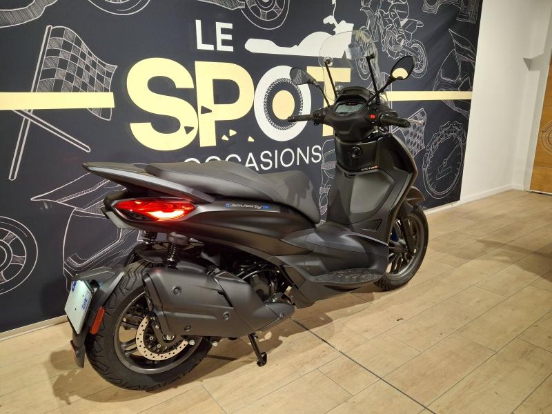 Image PIAGGIO Beverly Beverly 400 HPE ABS-ASR