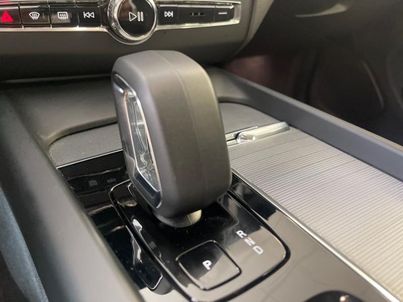 Image VOLVO XC60 T6 Hybride Rechargeable 253 + 145ch Plus Style Dark Geartronic 8 AWD