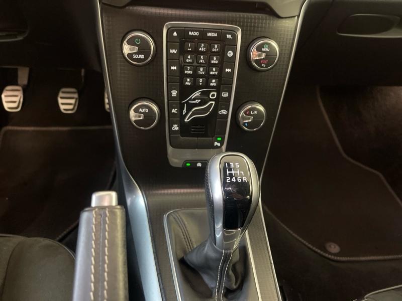 Image VOLVO V40 T2 122ch R-Design