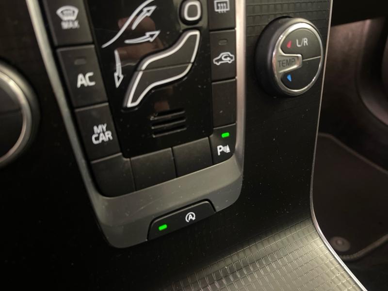 Image VOLVO V40 T2 122ch R-Design