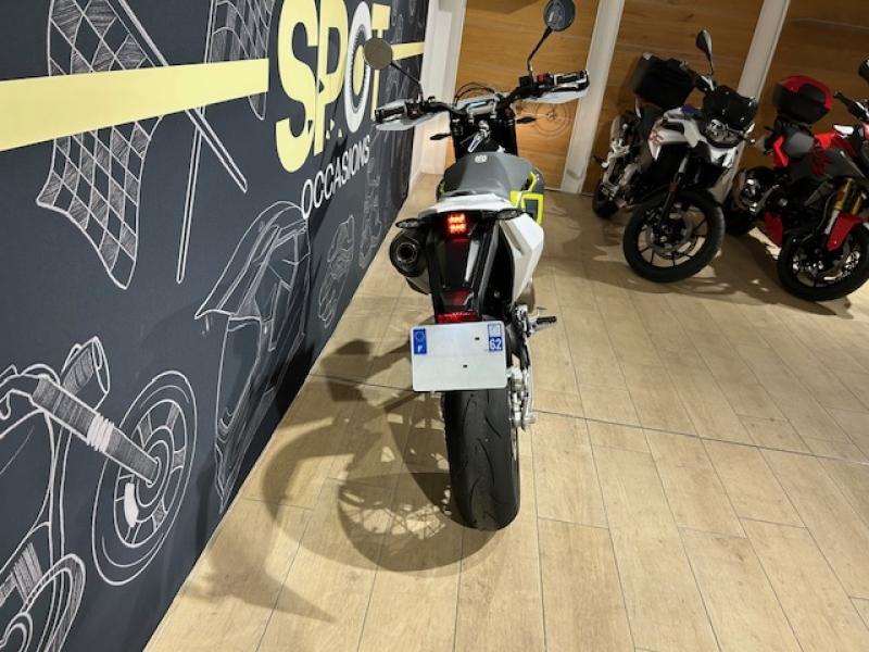 Image HUSQVARNA 701 701 Supermoto 2024