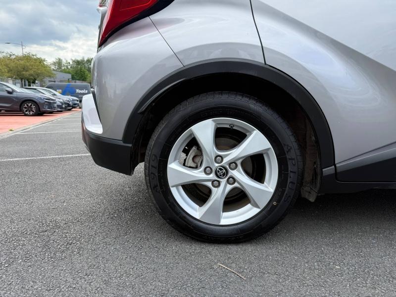 Image TOYOTA C-HR 122h Graphic 2WD E-CVT