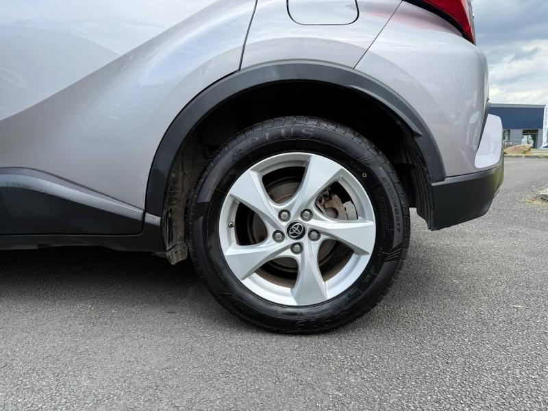 Image TOYOTA C-HR 122h Graphic 2WD E-CVT
