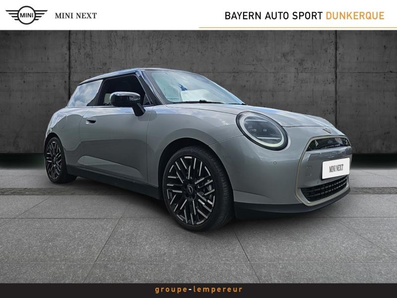 Photo MINI Cooper 3 Portes SE 218ch Favoured