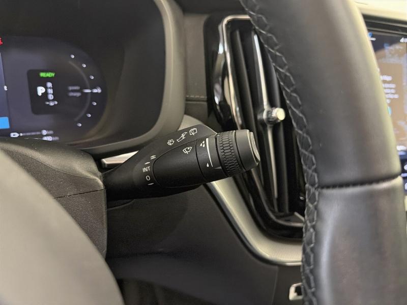 Image VOLVO XC60 T6 Hybride Rechargeable 253 + 145ch Ultra Style Dark Geartronic 8 AWD