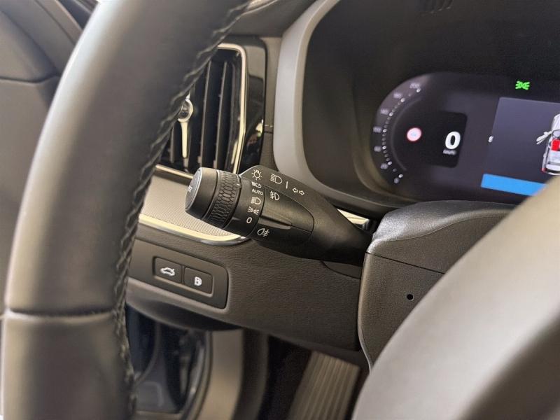 Image VOLVO XC60 T6 Hybride Rechargeable 253 + 145ch Ultra Style Dark Geartronic 8 AWD