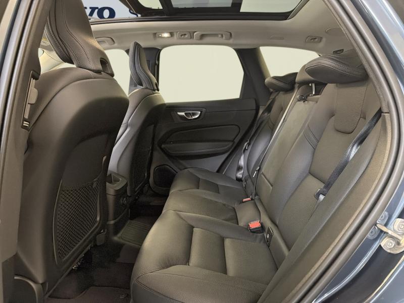 Image VOLVO XC60 T6 Hybride Rechargeable 253 + 145ch Ultra Style Dark Geartronic 8 AWD