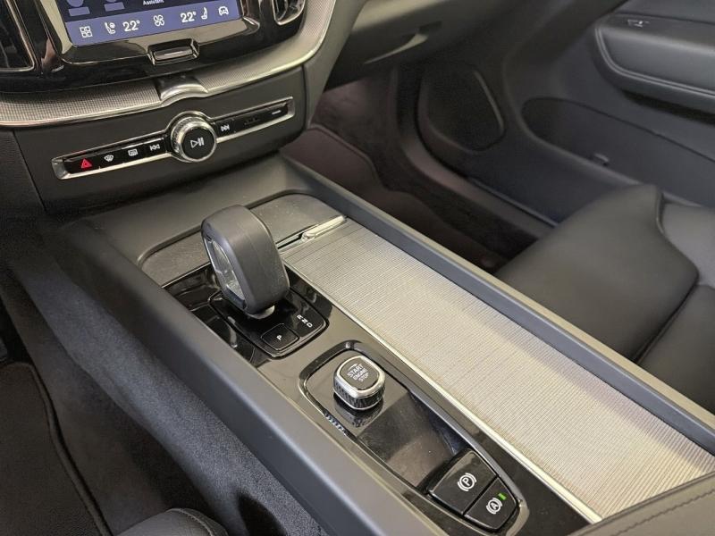 Image VOLVO XC60 T6 Hybride Rechargeable 253 + 145ch Ultra Style Dark Geartronic 8 AWD
