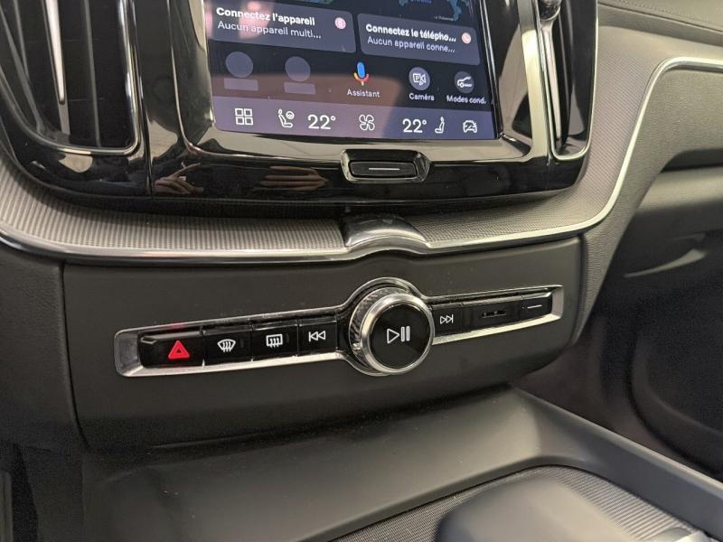 Image VOLVO XC60 T6 Hybride Rechargeable 253 + 145ch Ultra Style Dark Geartronic 8 AWD