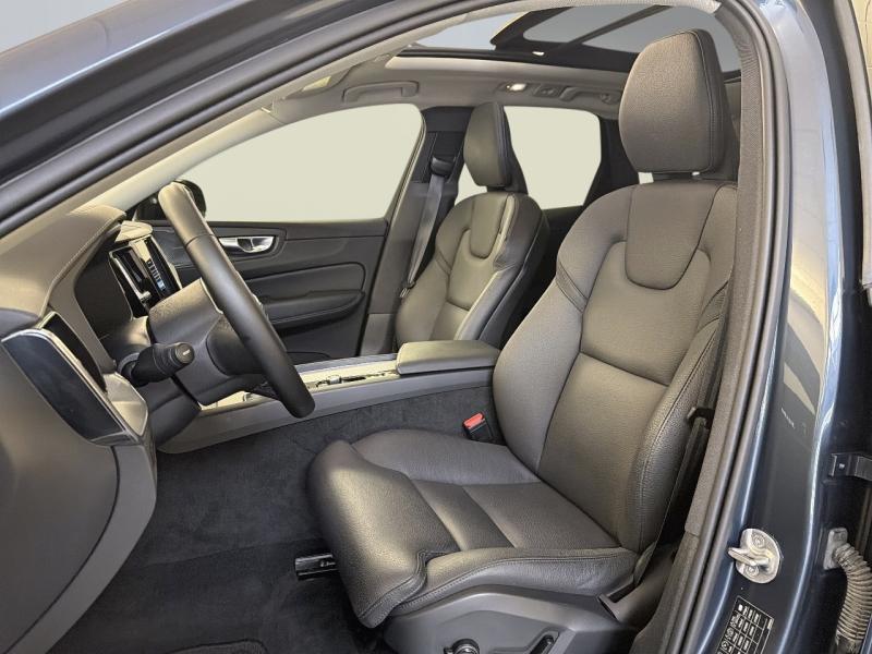 Image VOLVO XC60 T6 Hybride Rechargeable 253 + 145ch Ultra Style Dark Geartronic 8 AWD