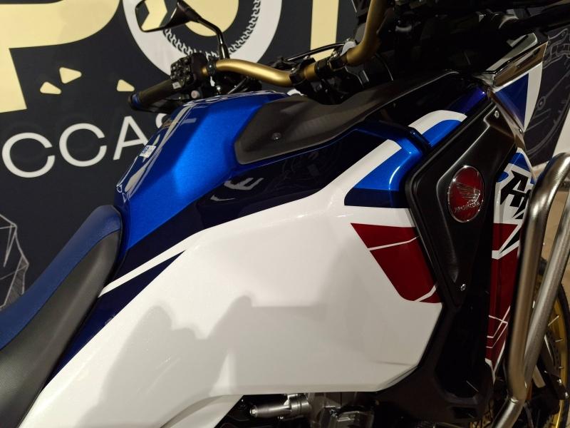 Image HONDA CRF CRF 1100 L Africa Twin Replica 2024
