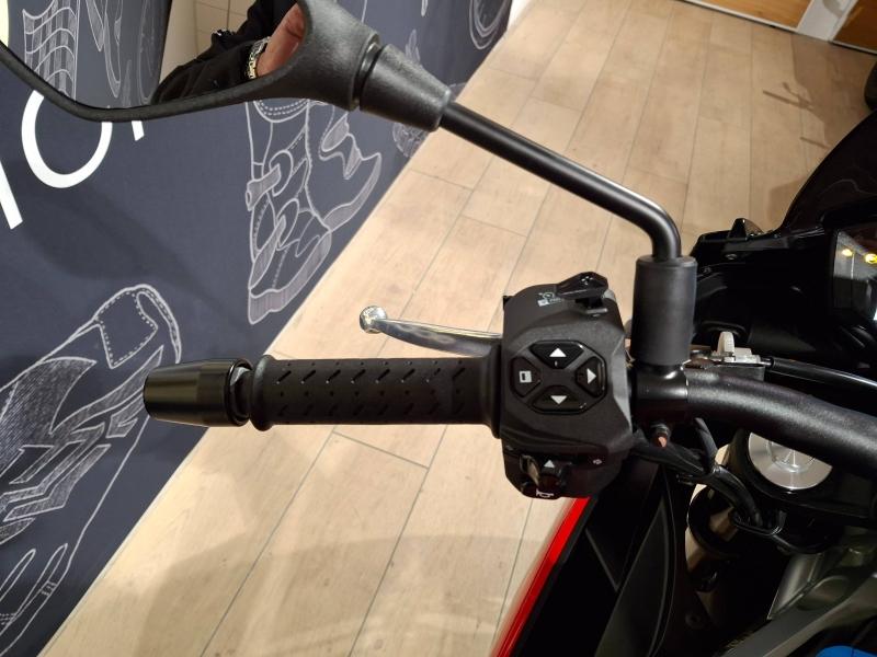 Image APRILIA Tuono Tuono 660
