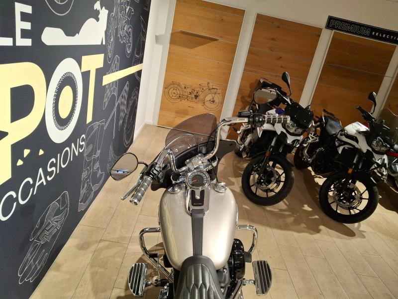 Image HARLEY-DAVIDSON Softail Sport Glide Softail Sport Glide 1745 Couleur ABS 2018