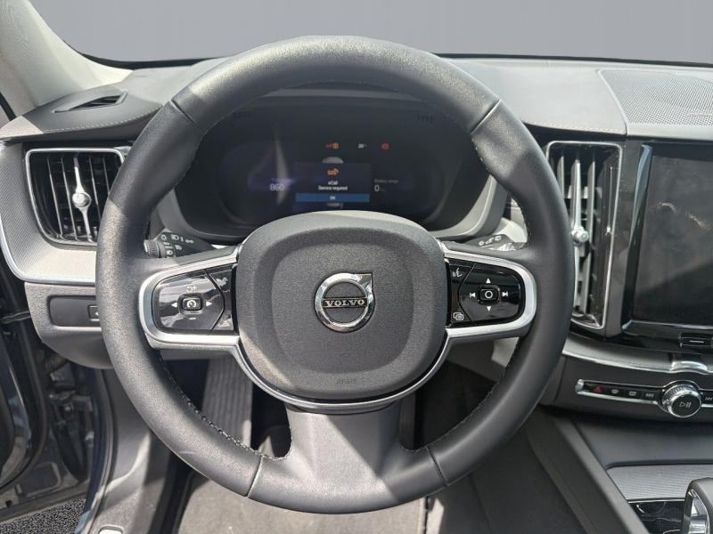 Image VOLVO XC60 T6 Hybride Rechargeable 253 + 145ch Ultra Style Dark Geartronic 8 AWD