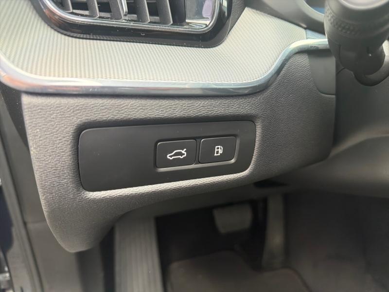Image VOLVO XC60 T6 Hybride Rechargeable 253 + 145ch Ultra Style Dark Geartronic 8 AWD