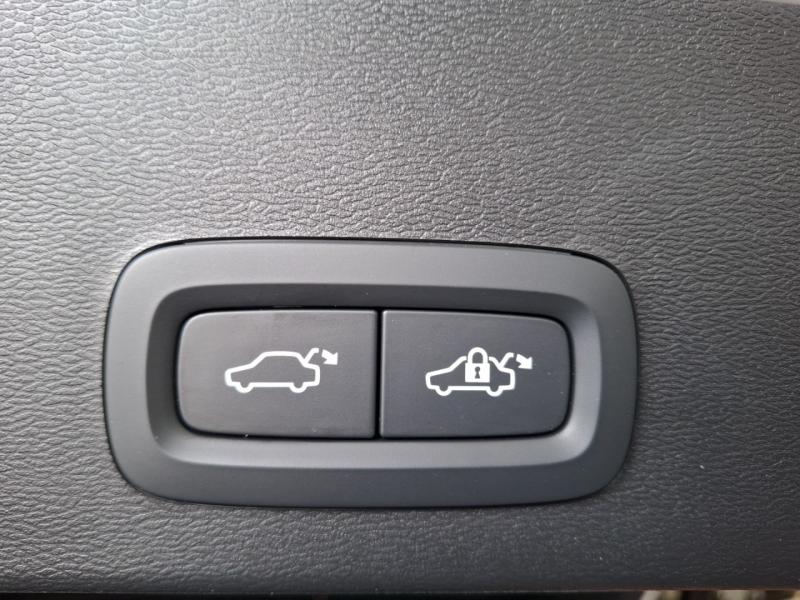 Image VOLVO XC40 B3 163ch Ultra DCT 7