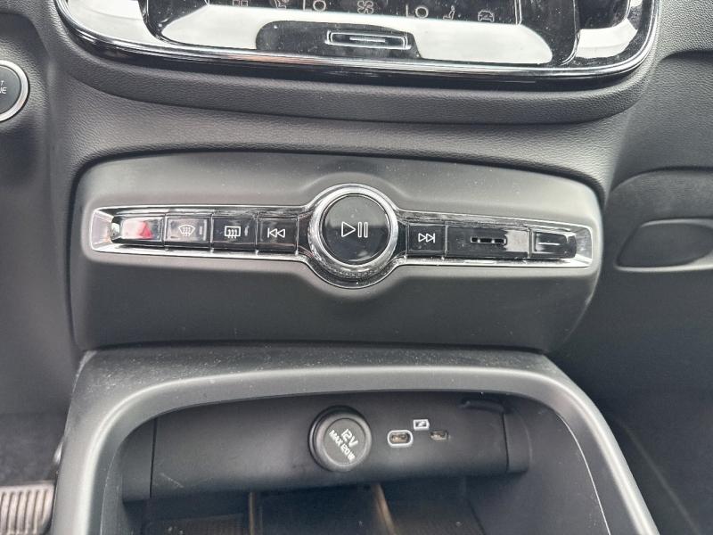 Image VOLVO XC40 B3 163ch Ultra DCT 7