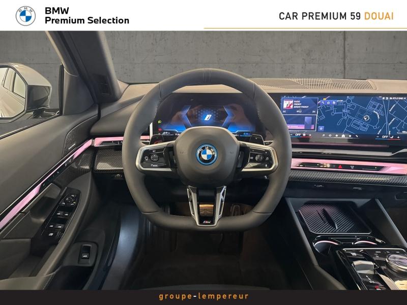 Image BMW Série 5 Touring 550e 489ch M Sport xDrive