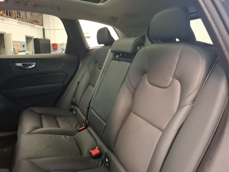 Image VOLVO XC60 T6 Hybride Rechargeable 253 + 145ch Ultra Style Dark Geartronic 8 AWD
