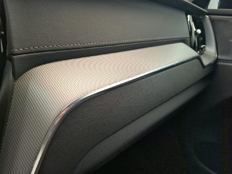Image VOLVO XC60 T6 Hybride Rechargeable 253 + 145ch Ultra Style Dark Geartronic 8 AWD